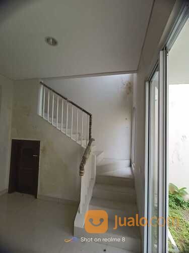 Rumah Eminent Cluster ingenia 8x18 dekat Ice Bsd