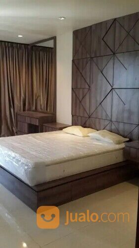 Rumah Mewah di Perum Graha Family Kota Surabaya