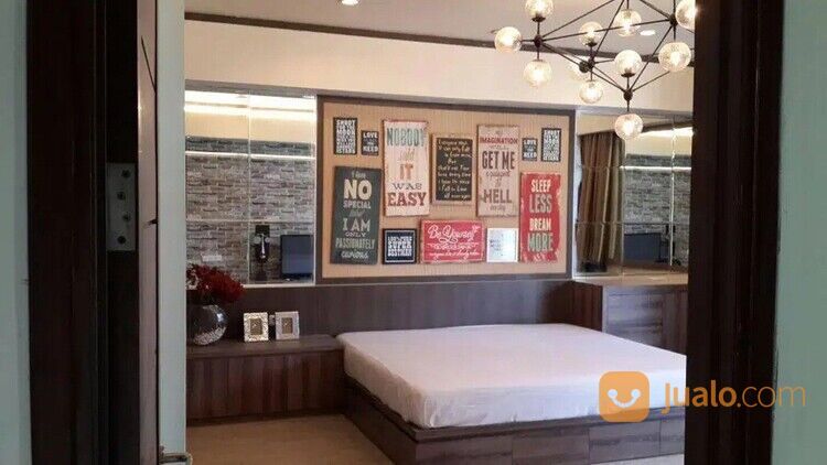 Rumah Mewah di Perum Graha Family Kota Surabaya