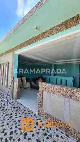 Rumah 3 Lantai 3+1 Kamar Parkir Luas Gazebo Jimbaran