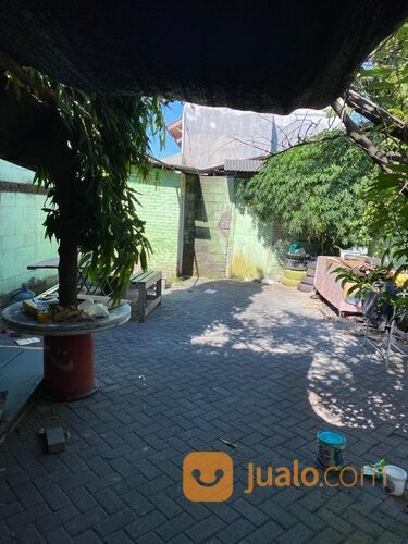 Rumah Usaha Raya Tropodo, ex Salon, dekat dengan Mc Donald dan Bank Mandiri, jalanan ramai