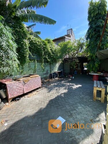 Rumah Usaha Raya Tropodo, ex Salon, dekat dengan Mc Donald dan Bank Mandiri, jalanan ramai