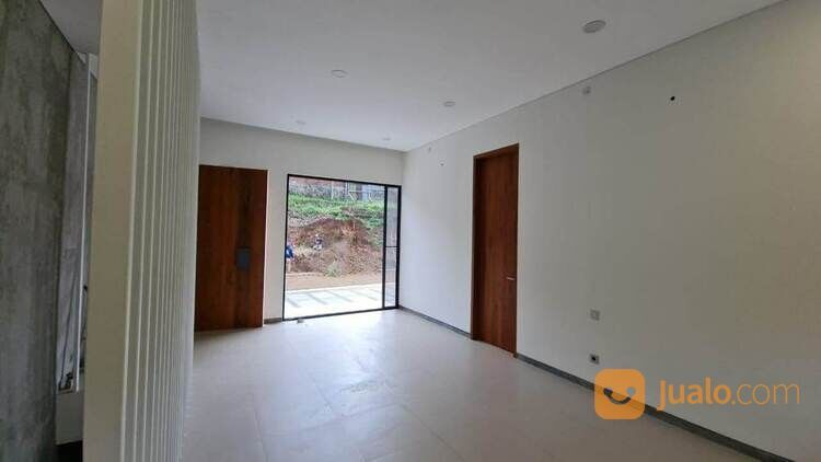 RUMAH VILLA DI DAGO KOYA BANDUNG DEKAT KE TAHURA & DAGO GOLF