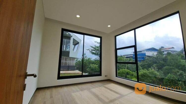 RUMAH VILLA DI DAGO KOYA BANDUNG DEKAT KE TAHURA & DAGO GOLF