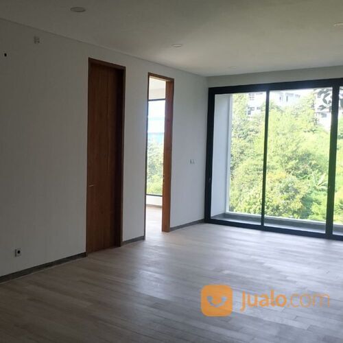 RUMAH VILLA DI DAGO KOYA BANDUNG DEKAT KE TAHURA & DAGO GOLF