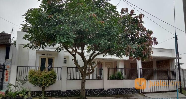 Rumah Luas Siap Huni Lokasi Graha Valencia Saptorenggo Pakis Malang 750 Juta