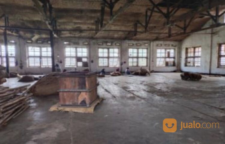 Gudang Tembakau Murah di Jalan Basuki Rahmat Sumbersari Jember