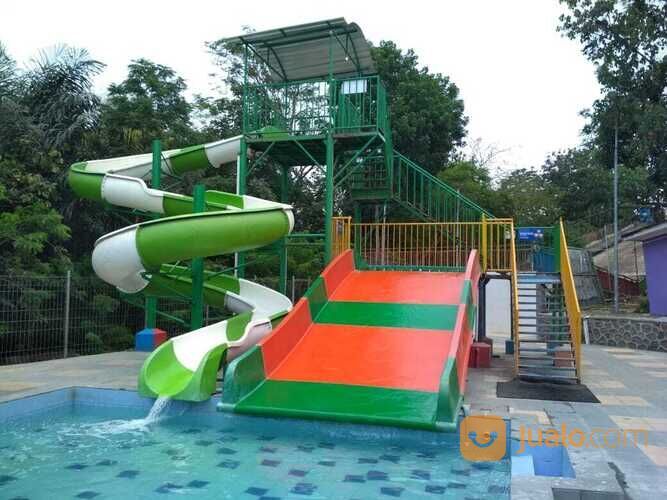 workshop pembuatan perosotan untuk kolam renang yang banyak disukai anak-anak