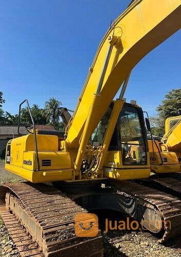 Excavator Komatsu PC200-8M0 tahun 2018