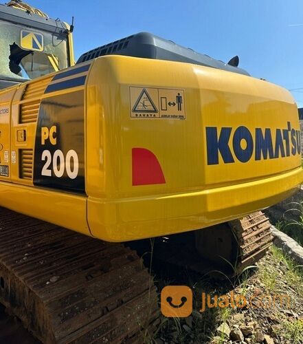 Excavator Komatsu PC200-8M0 tahun 2018
