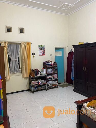 Edisi BU Rumah Klasik Modern di Permata Jingga Malang