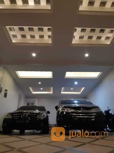 Rumah Duren Sawit Jaktim American Style Ada Kolam Renang