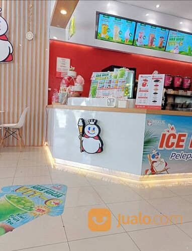 meja kursi bar mixue interior