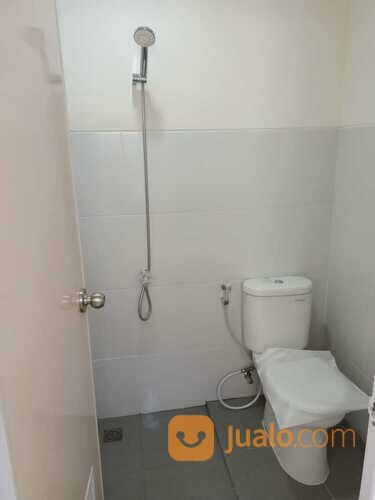 Ruko baru jadi di fedora park suvarna sutera tangerang