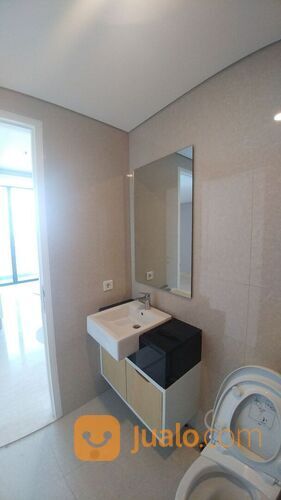 Apartment Terintegrasi dengan Ciputra World mall