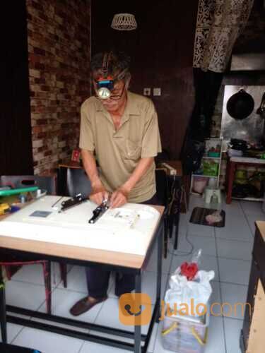 Service tv jembatan lima