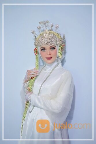 Rias pengantin Deni