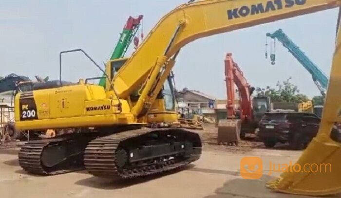 Excavator Komatsu PC200-8M0 Tahun 2018