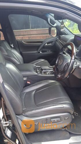Lexus LX570 4x4 AT 2016