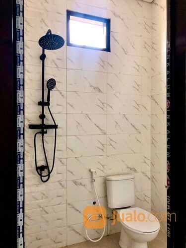 rumah elite design modern di sekitar kampus unss