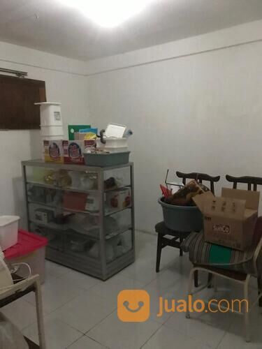 Rumah Surabaya di Jalan Pumpungan IV Dekat Kampus Unitomo