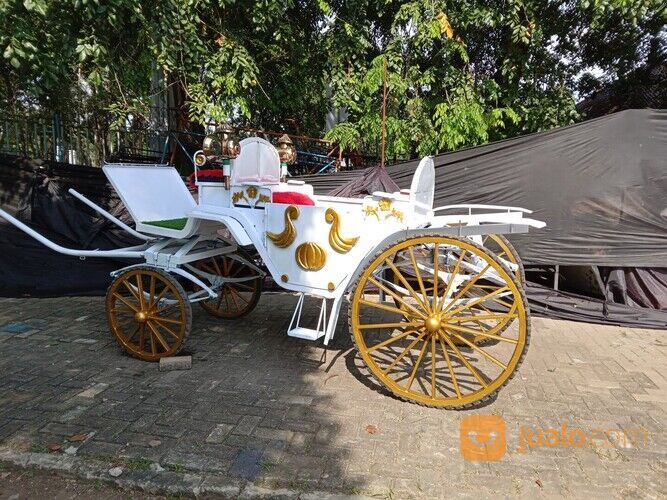 Sewa kuda, sewa kereta kencana