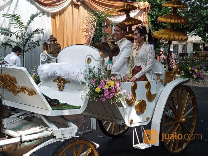 Sewa kuda, sewa kereta kencana