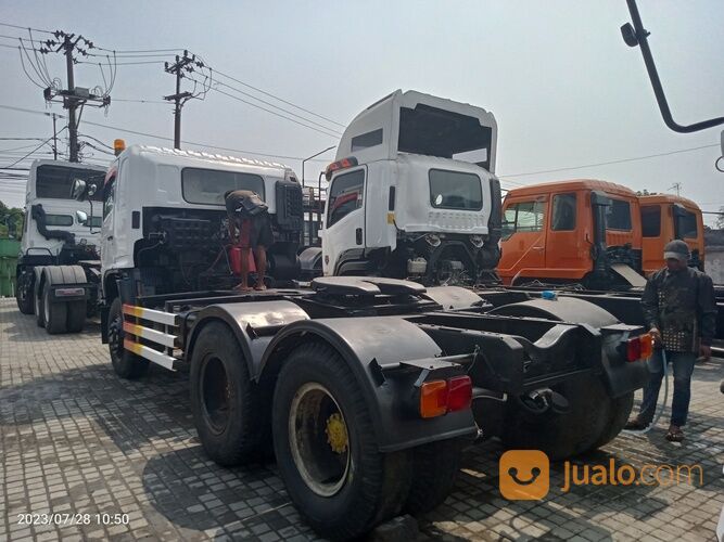 HEAD TRAILER HINO FM 320 TI 2010