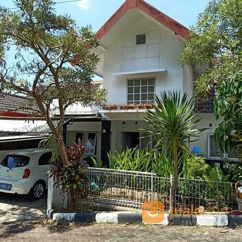 Rumah di Perumahan Watugong Indah Banyumanik Semarang