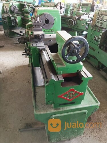 MESIN BUBUT BEKAS SECOND YAM MEJA 850MM SWING 500