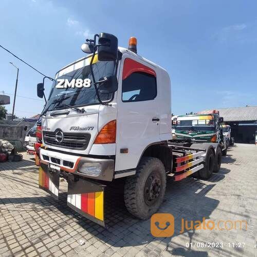 HEAD TRAILER HINO FM 320