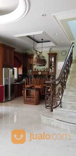 Rumah mewah design spanyol furnished di Kota Wisata Cibubur Cluster Monaco Jakarta Timur