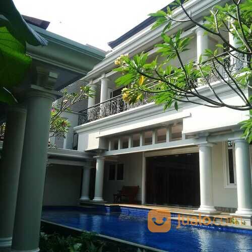 Rumah mewah design spanyol furnished di Kota Wisata Cibubur Cluster Monaco Jakarta Timur
