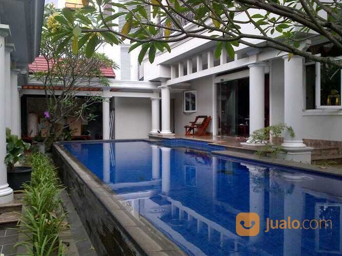 Rumah mewah design spanyol furnished di Kota Wisata Cibubur Cluster Monaco Jakarta Timur