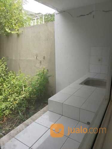 Sewa rumah cluster fedora suvarna sutera termurah