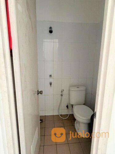 Rumah Cluster Royal London Perumahan Mutiara Gading City Bekasi