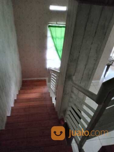 Rumah second di Taman Harapan Baru Cluster Sriwedari Bekasi