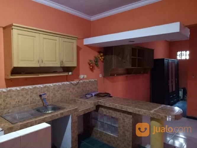 Rumah pojok di Perumahan Bumi Mangli Permai