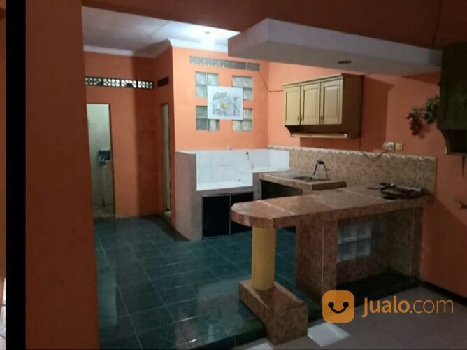 Rumah pojok di Perumahan Bumi Mangli Permai