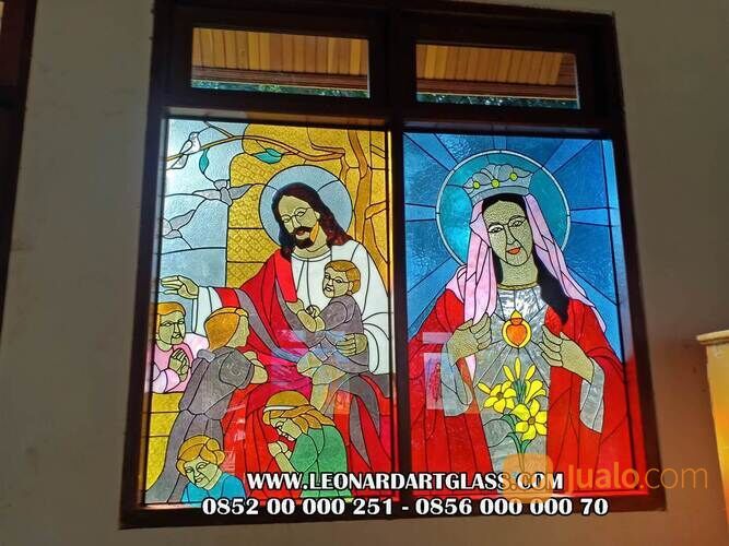 Kaca Patri Gereja kristus jaya wamena papua