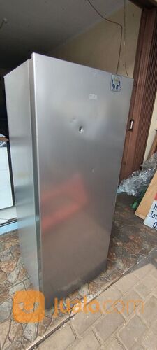 PROMO CUCI GUDANG Gea GF-24DC Upright Freezer / Kulkas Es Batu (H)