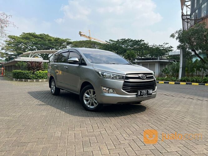 Kijang Innova 2.4 G AT Solar 2017 Silver