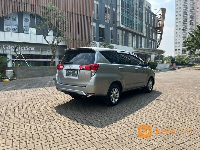 Kijang Innova 2.4 G AT Solar 2017 Silver