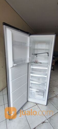 PROMO CUCI GUDANG GEA GF-307 UPRIGHT FREEZER/PENYIMPANAN MAKANAN BEKU