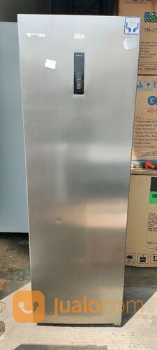 PROMO CUCI GUDANG Gea GF-307 Upright Freezer With Drawer No Frost Multi Flow System (T)