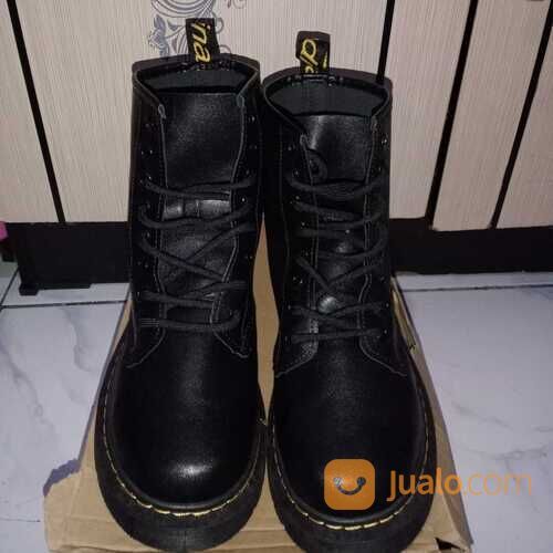 SEPATU VANS + BOOTS + PANTOFEL