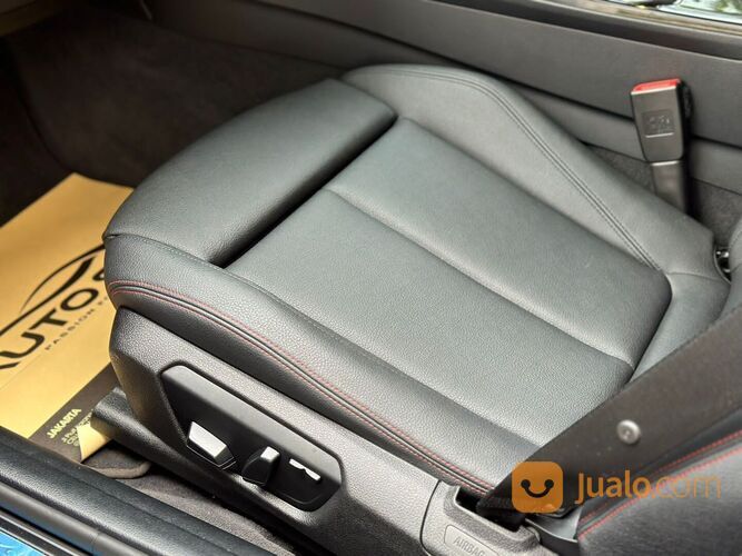 BMW F30 320i Sport Tahun 2015 istimewa