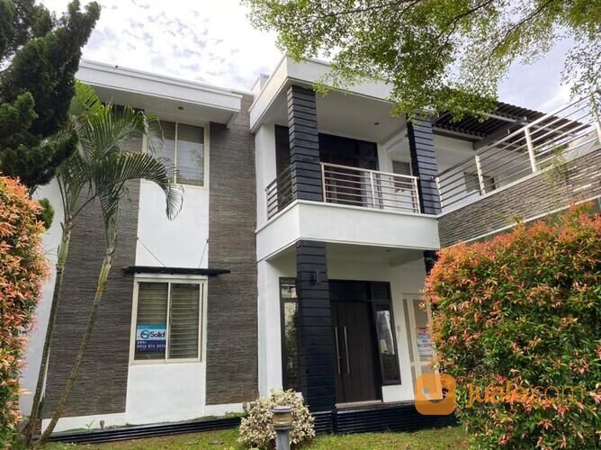 Rumah Mewah Tirta Golf BSD City Tangerang