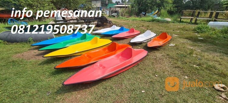 Perahu single perahu dayung santai kapasitas 1 orang bahan fiberglass termurah