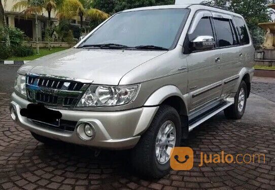 Isuzu panther grand touring diesel tahun 2010